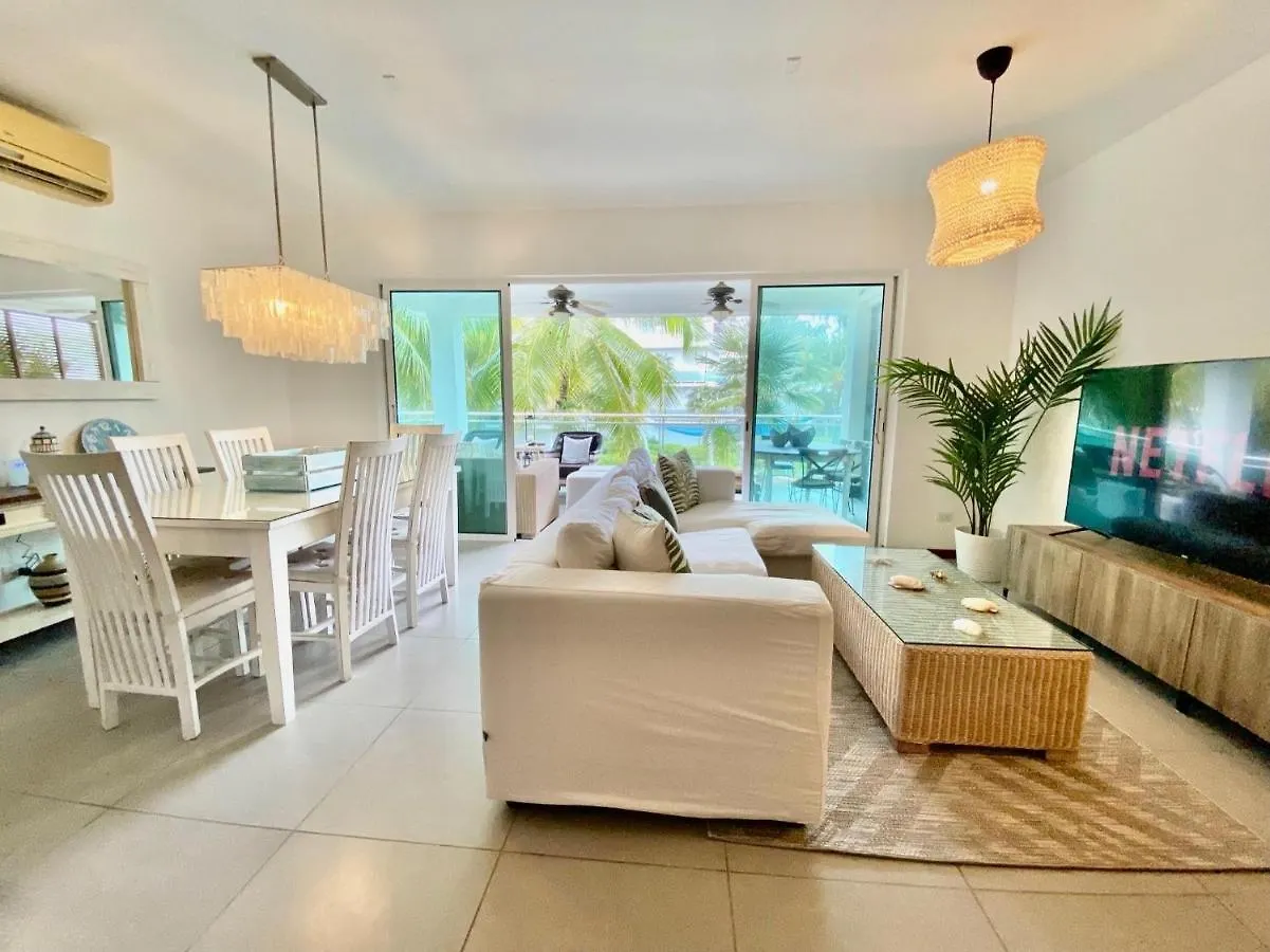 Apartment Stunning Beachfront Condo With Private Beach, Las Terrenas-El Limon