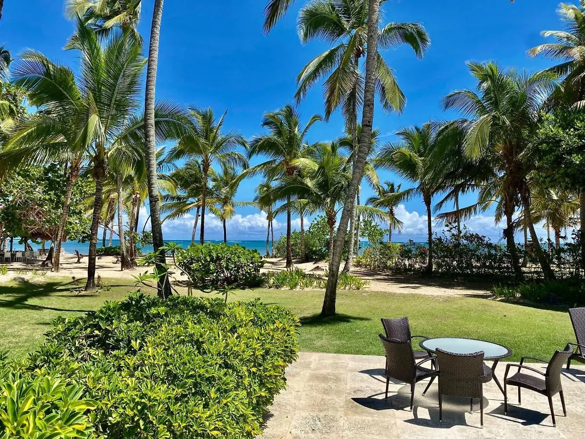 Stunning Beachfront Condo With Private Beach, Las Terrenas-El Limon Apartment
