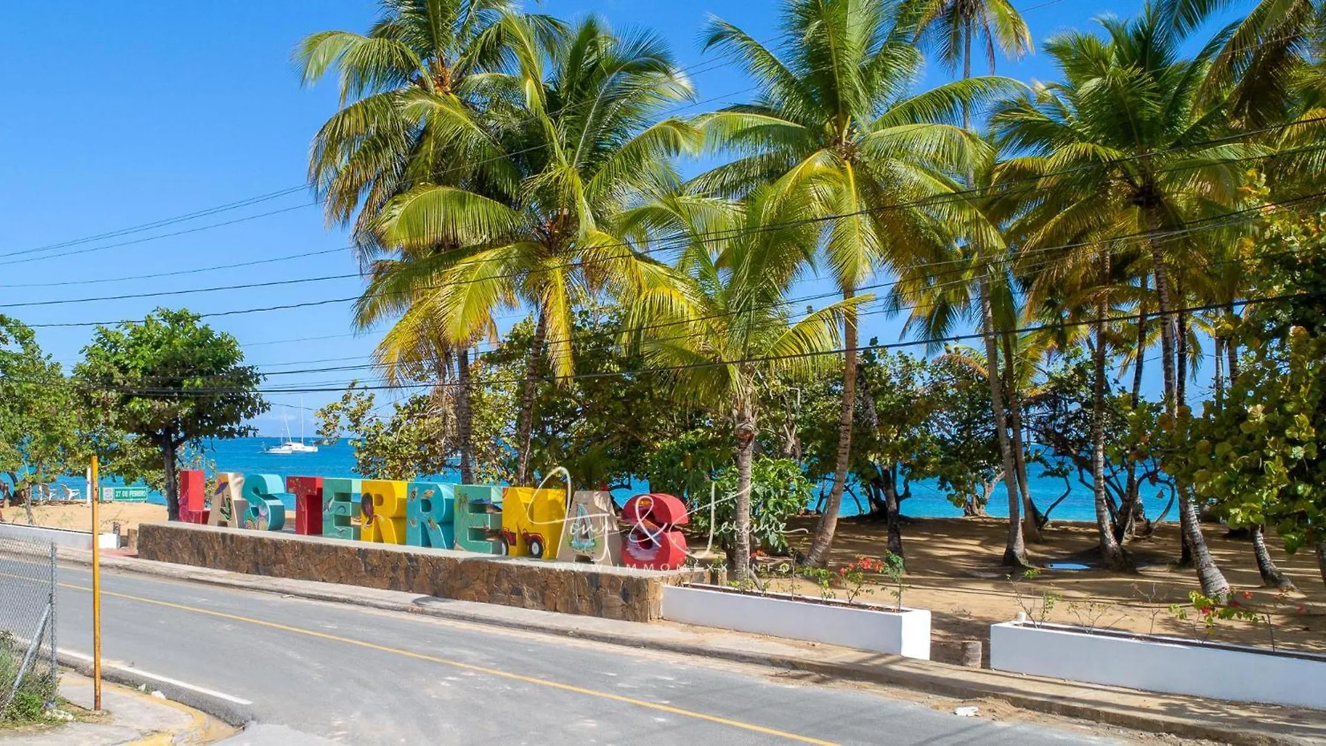 Stunning Beachfront Condo With Private Beach, Las Terrenas-El Limon Apartmán